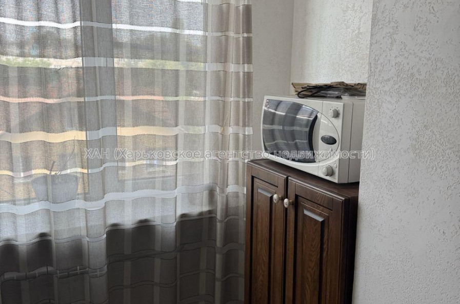 Продам квартиру, Жуковского просп. , 3 кім., 67 м², капитальный ремонт 