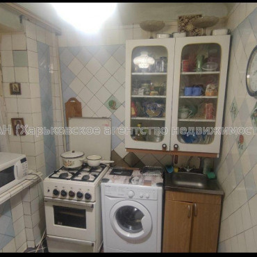 Продам квартиру, Ферганская ул. , 2 кім., 47 м², советский ремонт 