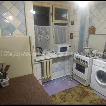 Продам квартиру, Ферганская ул. , 2 кім., 47 м², советский ремонт 