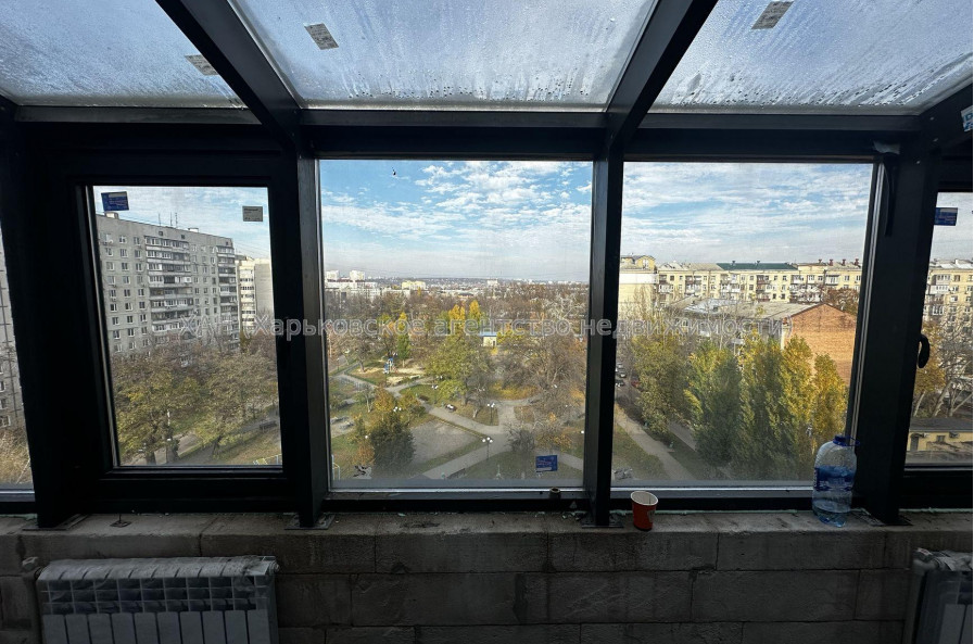 Продам квартиру, Фесенковская ул. , 1 кім., 40 м², без внутренних работ 