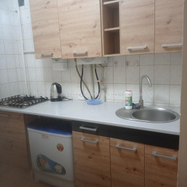 Сдам квартиру, Вадима Манька ул. , 13 , 2  ком., 45 м², косметический ремонт