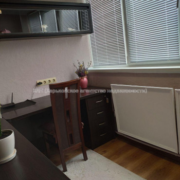 Продам квартиру, Лопанская ул. , 2  ком., 64 м², евроремонт 