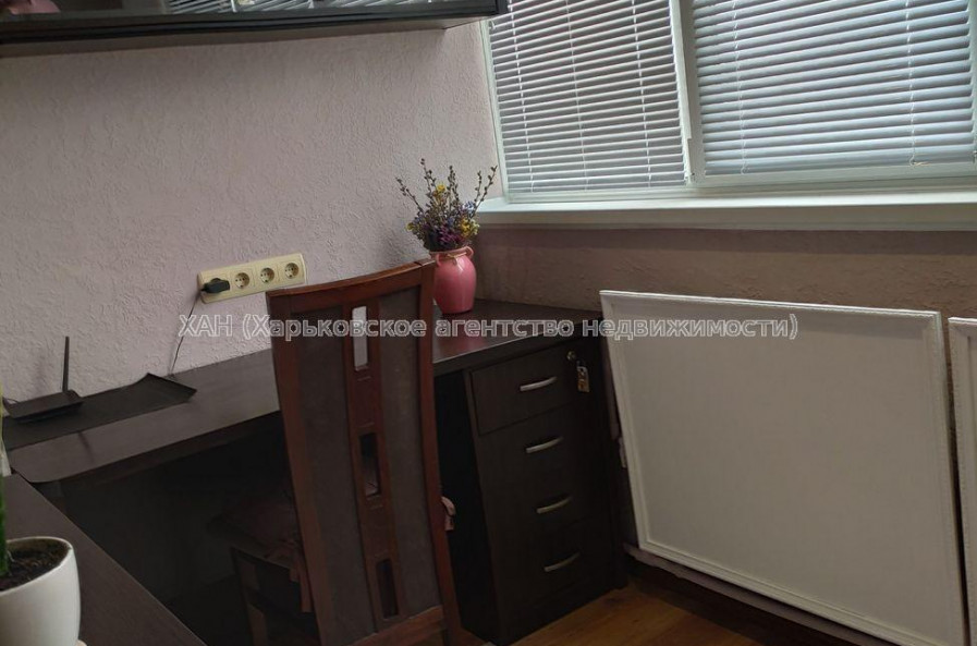 Продам квартиру, Лопанская ул. , 2  ком., 64 м², евроремонт 