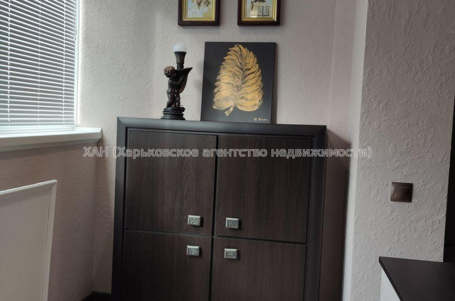 Продам квартиру, Лопанская ул. , 2  ком., 64 м², евроремонт 