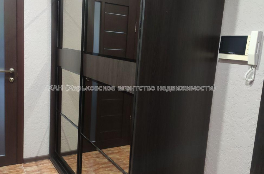 Продам квартиру, Лопанская ул. , 2  ком., 64 м², евроремонт 
