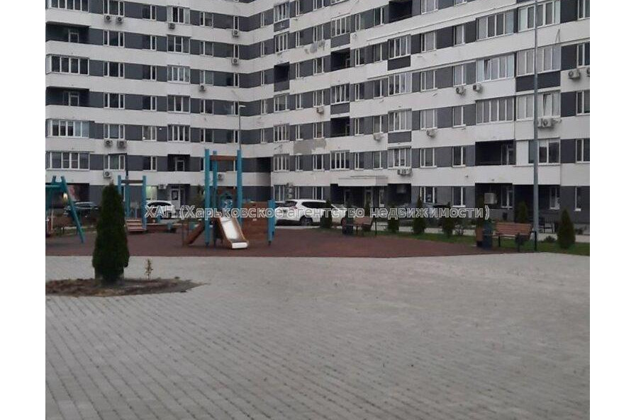 Продам квартиру, Льва Ландау просп. , 3  ком., 103.40 м², без внутренних работ 