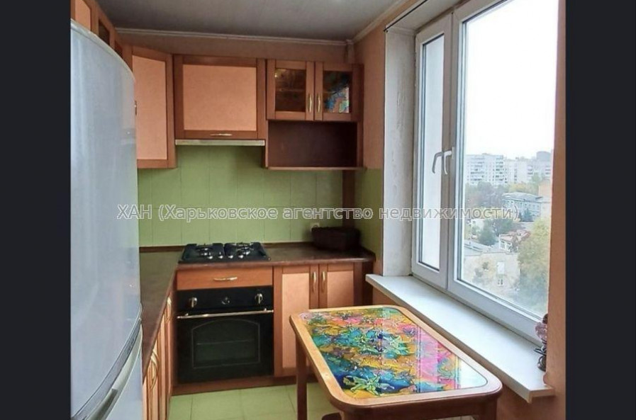 Продам квартиру, Тарасовский въезд , 3 кім., 66 м², косметический ремонт 