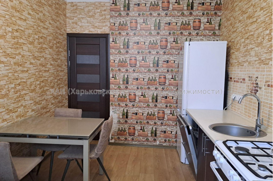Продам квартиру, Зубарева Александра ул. , 1 кім., 42.70 м², евроремонт 