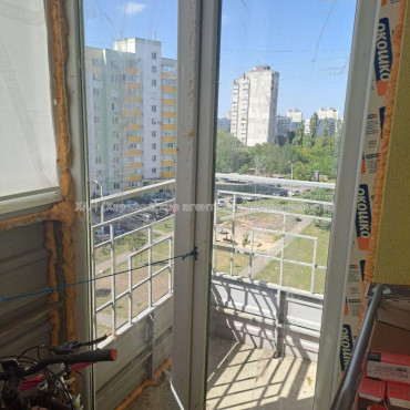 Продам квартиру, Зубарева Александра ул. , 1 кім., 42.70 м², евроремонт 