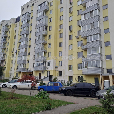 Продам квартиру, Зубарева Александра ул. , 1 кім., 42.70 м², евроремонт 