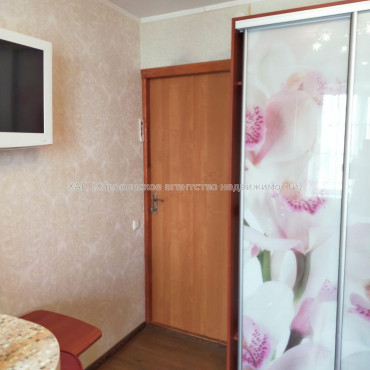 Продам квартиру, Космическая ул. , 1 кім., 22 м², евроремонт 