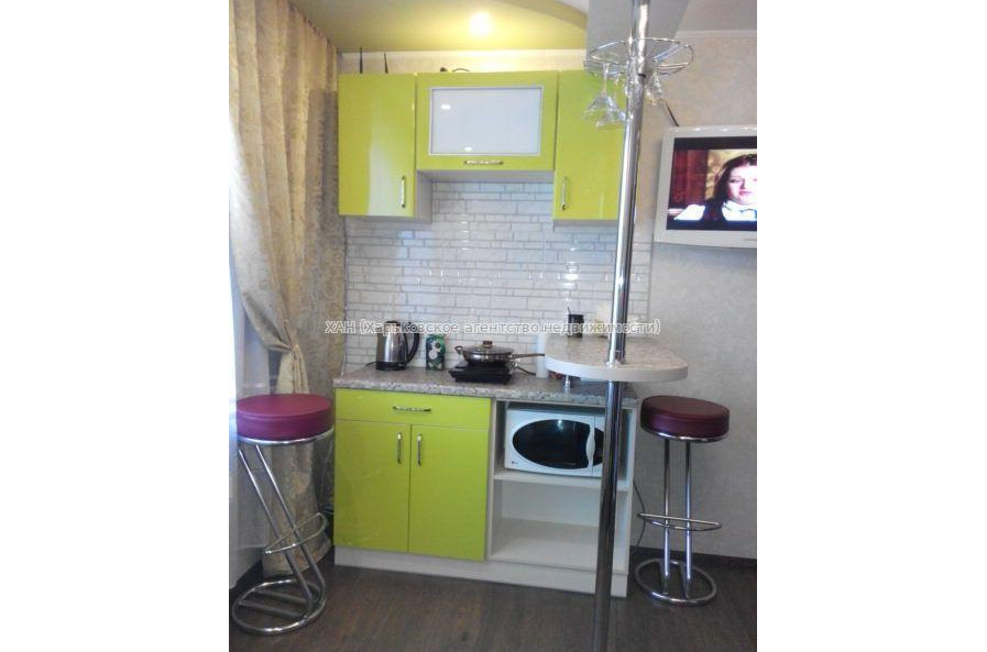 Продам квартиру, Космическая ул. , 1 кім., 22 м², евроремонт 