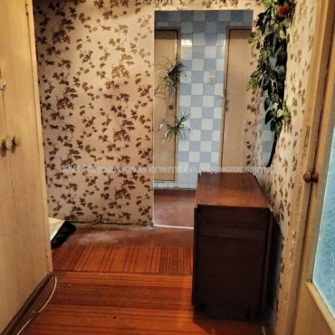 Продам квартиру, Владислава Зубенко ул. , 2  ком., 55 м², советский ремонт 