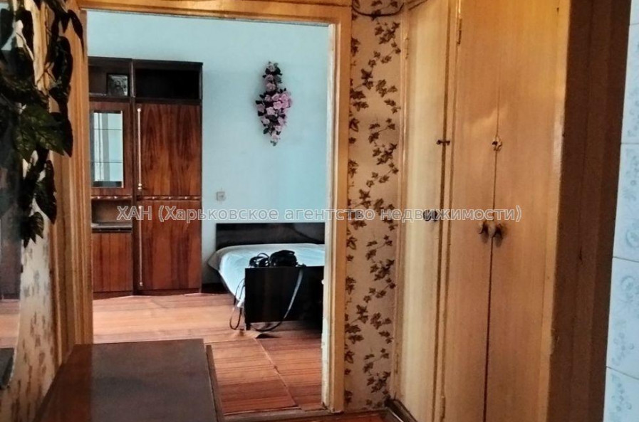 Продам квартиру, Владислава Зубенко ул. , 2  ком., 55 м², советский ремонт 