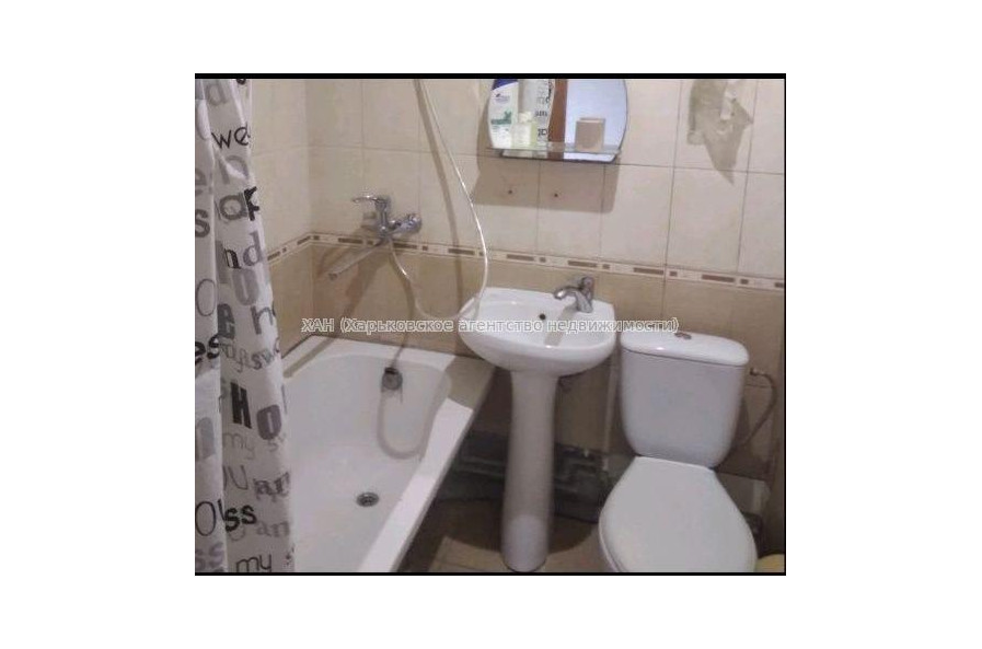 Продам квартиру, Академика Павлова ул. , 1 кім., 33 м², косметический ремонт 