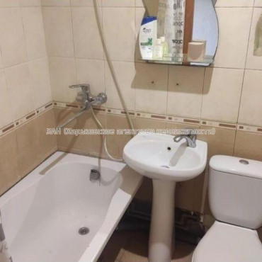 Продам квартиру, Академика Павлова ул. , 1 кім., 33 м², косметический ремонт 