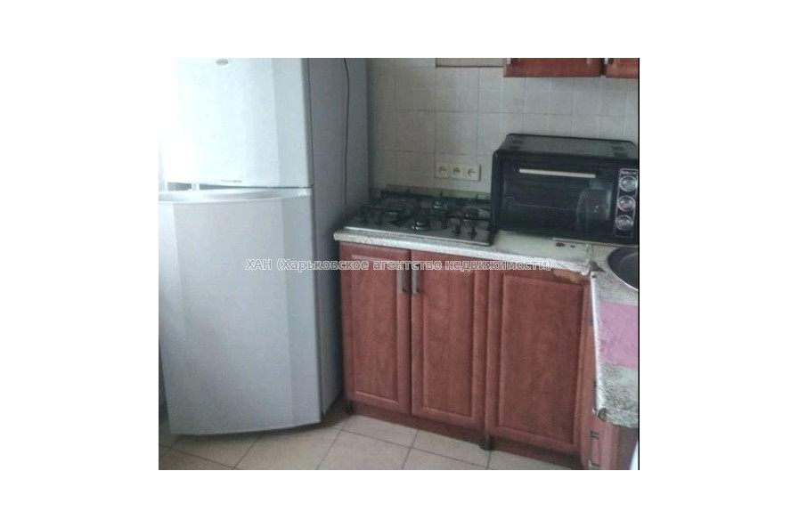 Продам квартиру, Академика Павлова ул. , 1 кім., 33 м², косметический ремонт 