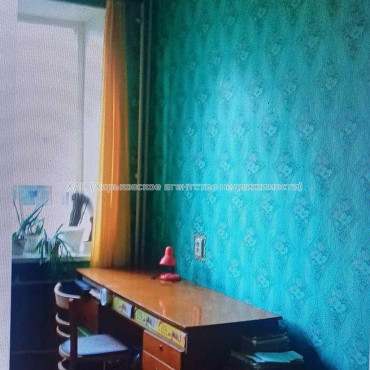 Продам квартиру, Библика ул. , 1 кім., 13.40 м², капитальный ремонт 