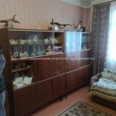 Продам квартиру, Зубарева Александра ул. , 3  ком., 71 м², советский ремонт 