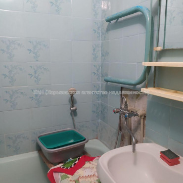 Продам квартиру, Зубарева Александра ул. , 3  ком., 71 м², советский ремонт 