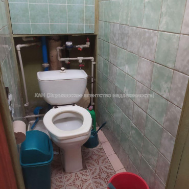 Продам квартиру, Зубарева Александра ул. , 3  ком., 71 м², советский ремонт 