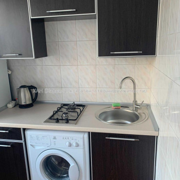 Сдам квартиру, 1  ком., 37 м², капитальный ремонт 