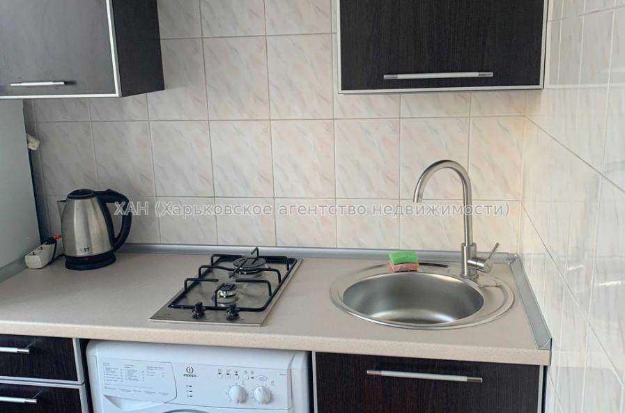 Сдам квартиру, 1  ком., 37 м², капитальный ремонт 