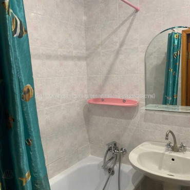 Сдам квартиру, 1  ком., 37 м², капитальный ремонт 