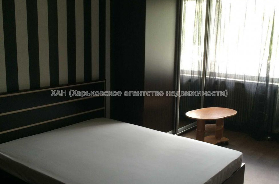 Сдам квартиру, 1  ком., 37 м², капитальный ремонт 