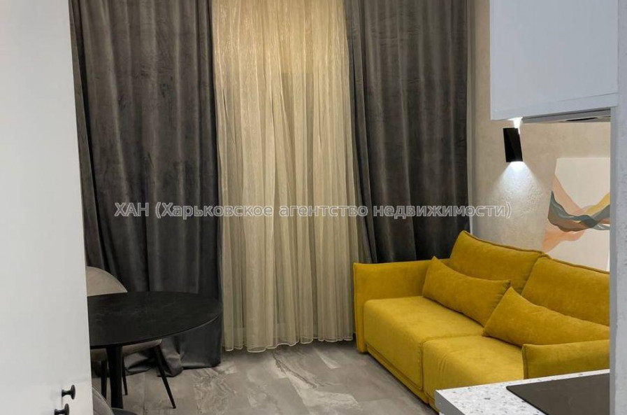 Продам квартиру, Свободы ул. , 1  ком., 25 м², авторский дизайн 