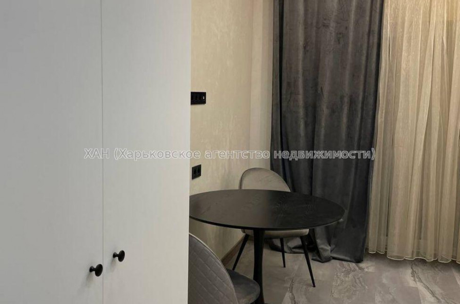 Продам квартиру, Свободы ул. , 1  ком., 25 м², авторский дизайн 