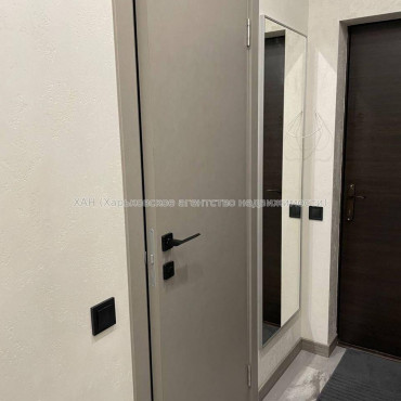 Продам квартиру, Свободы ул. , 1  ком., 25 м², авторский дизайн 