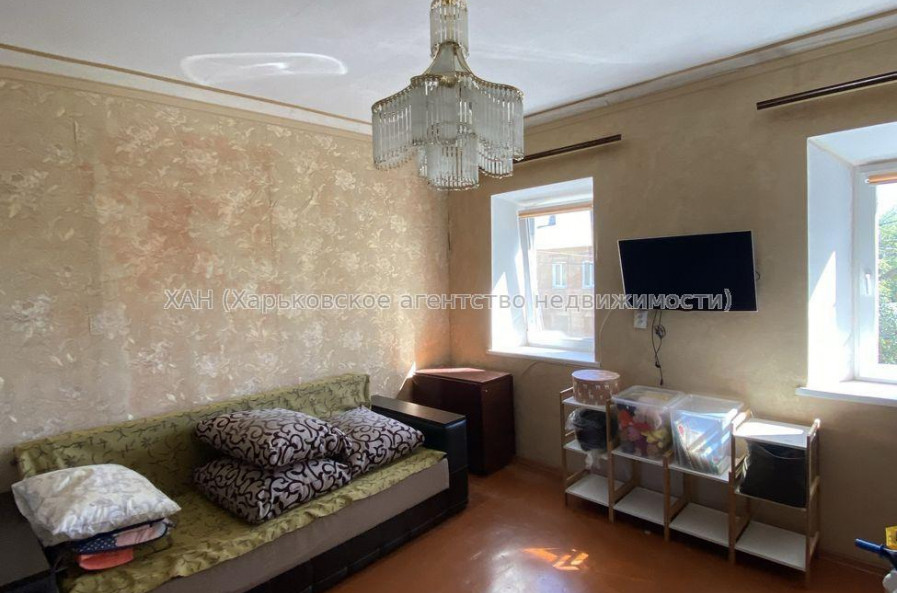 Продам квартиру, Сергея Орешкова ул. , 2  ком., 38 м², косметический ремонт 