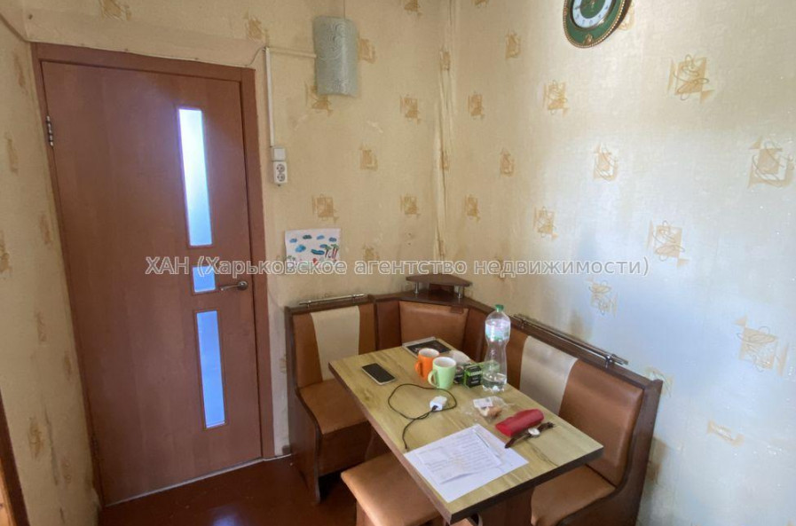 Продам квартиру, Сергея Орешкова ул. , 2  ком., 38 м², косметический ремонт 