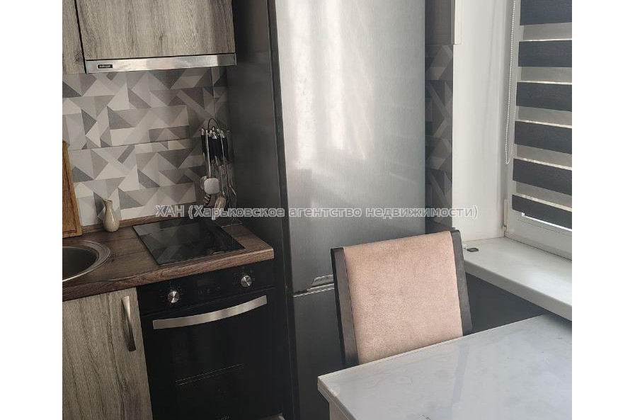 Продам квартиру, Людвига Свободы просп. , 2 кім., 46 м², капитальный ремонт 