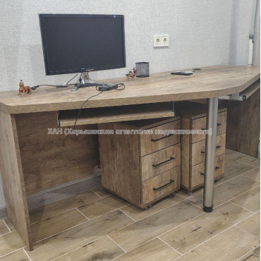 Продам квартиру, Людвига Свободы просп. , 2 кім., 46 м², капитальный ремонт 