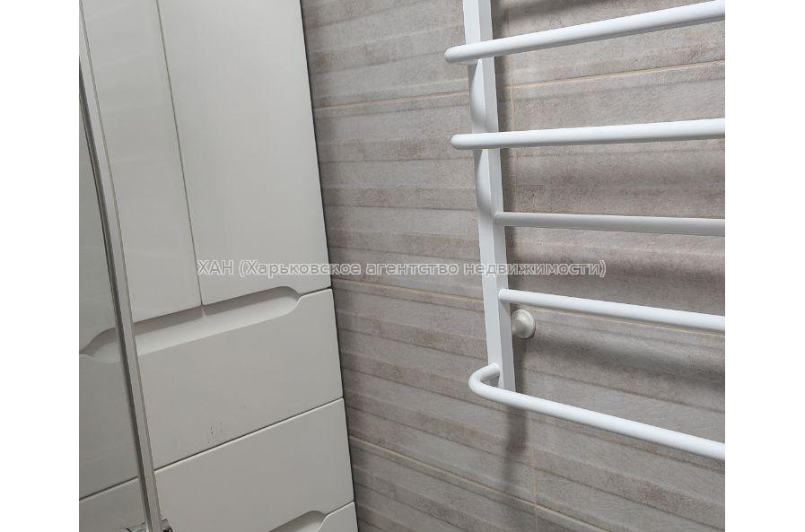 Продам квартиру, Людвига Свободы просп. , 2 кім., 46 м², капитальный ремонт 