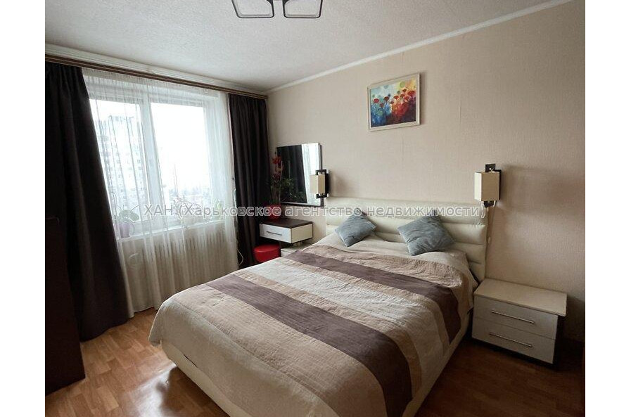 Продам квартиру, Фесенковский въезд , 3 кім., 64 м², капитальный ремонт 