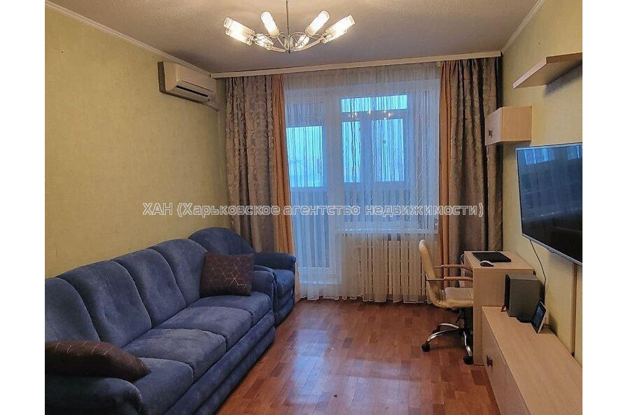 Продам квартиру, Фесенковский въезд , 3 кім., 64 м², капитальный ремонт 