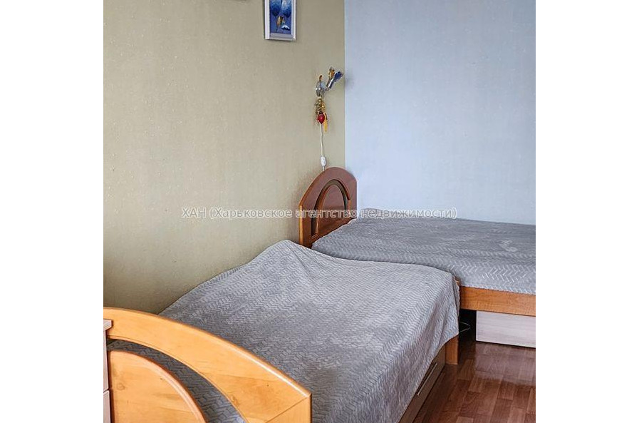 Продам квартиру, Тарасовская ул. , 3 кім., 64 м², капитальный ремонт 