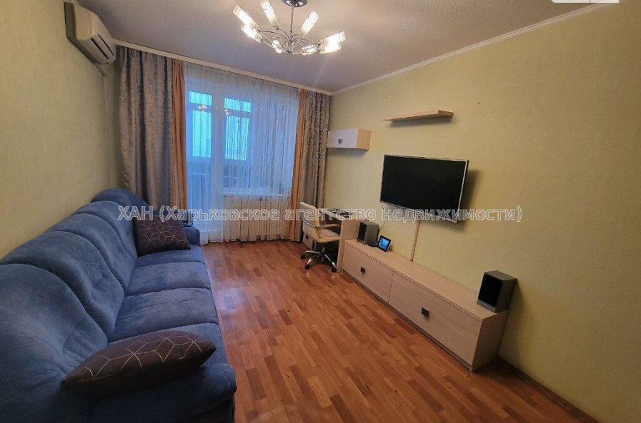 Продам квартиру, Фесенковский въезд , 3 кім., 64 м², капитальный ремонт 