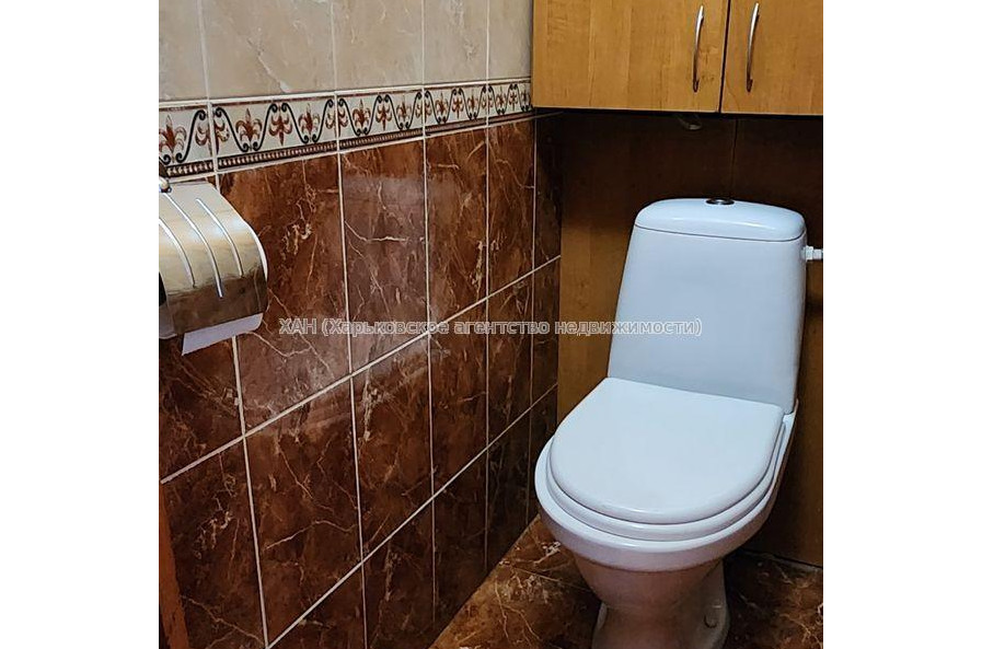 Продам квартиру, Тарасовская ул. , 3 кім., 64 м², капитальный ремонт 