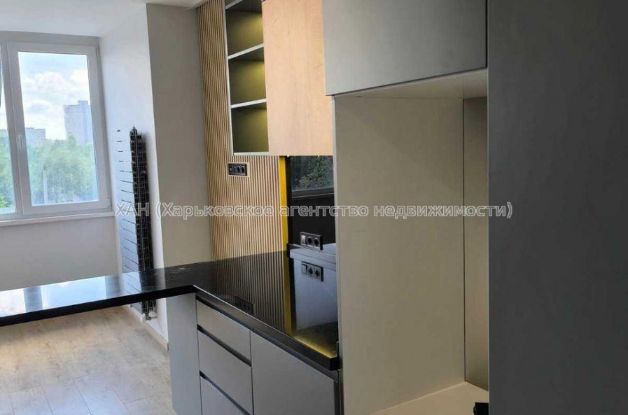 Продам квартиру, Льва Ландау просп. , 1  ком., 50.70 м², авторский дизайн 