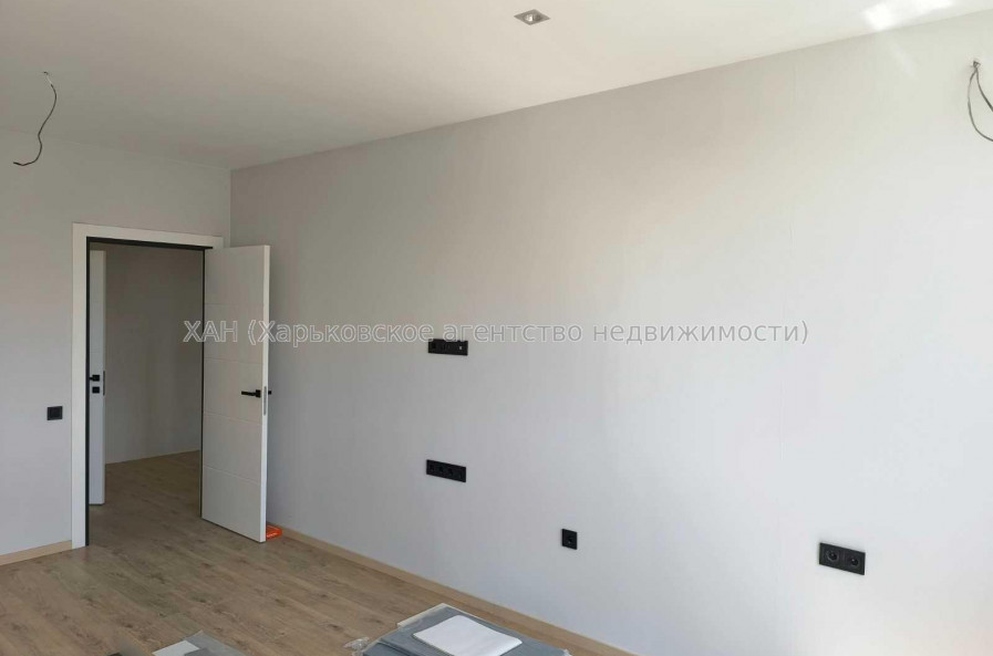 Продам квартиру, Льва Ландау просп. , 1  ком., 50.70 м², авторский дизайн 