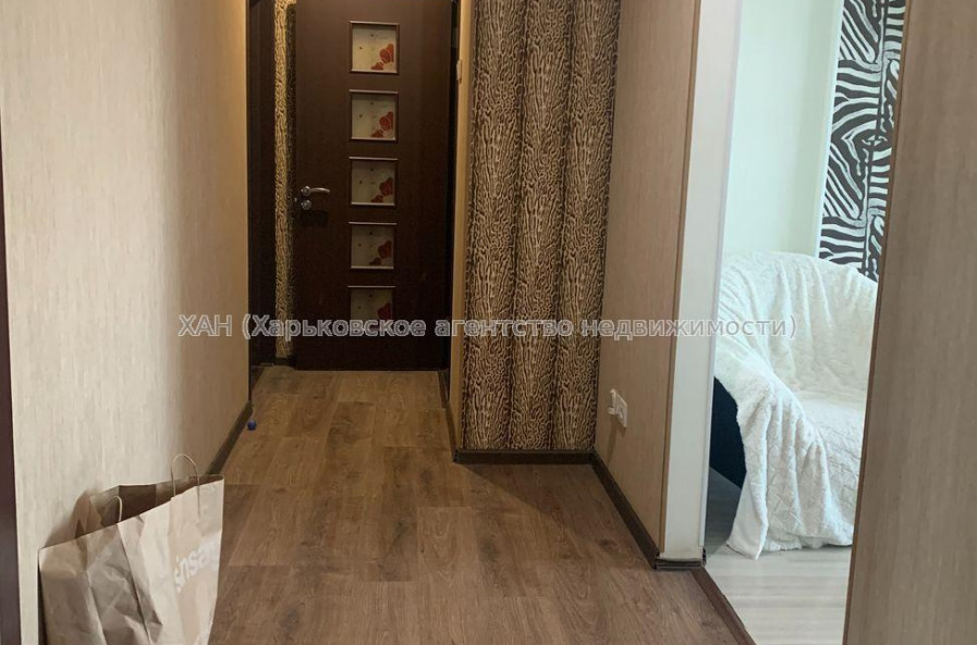 Продам квартиру, Ньютона ул. , 2 кім., 70 м², евроремонт 