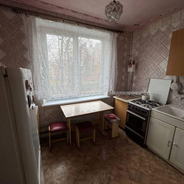 Продам квартиру, Тарасовская ул. , 1 кім., 33 м², косметический ремонт 