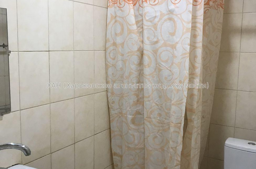 Продам квартиру, Аэрокосмический пр. , 1  ком., 16.40 м², капитальный ремонт 