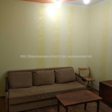 Продам квартиру, Конотопская ул. , 2  ком., 39 м², косметический ремонт 