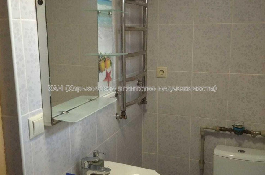 Продам квартиру, Конотопская ул. , 2  ком., 39 м², косметический ремонт 