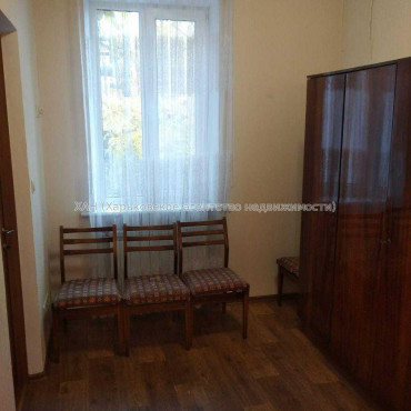 Продам квартиру, Конотопская ул. , 2  ком., 39 м², косметический ремонт 